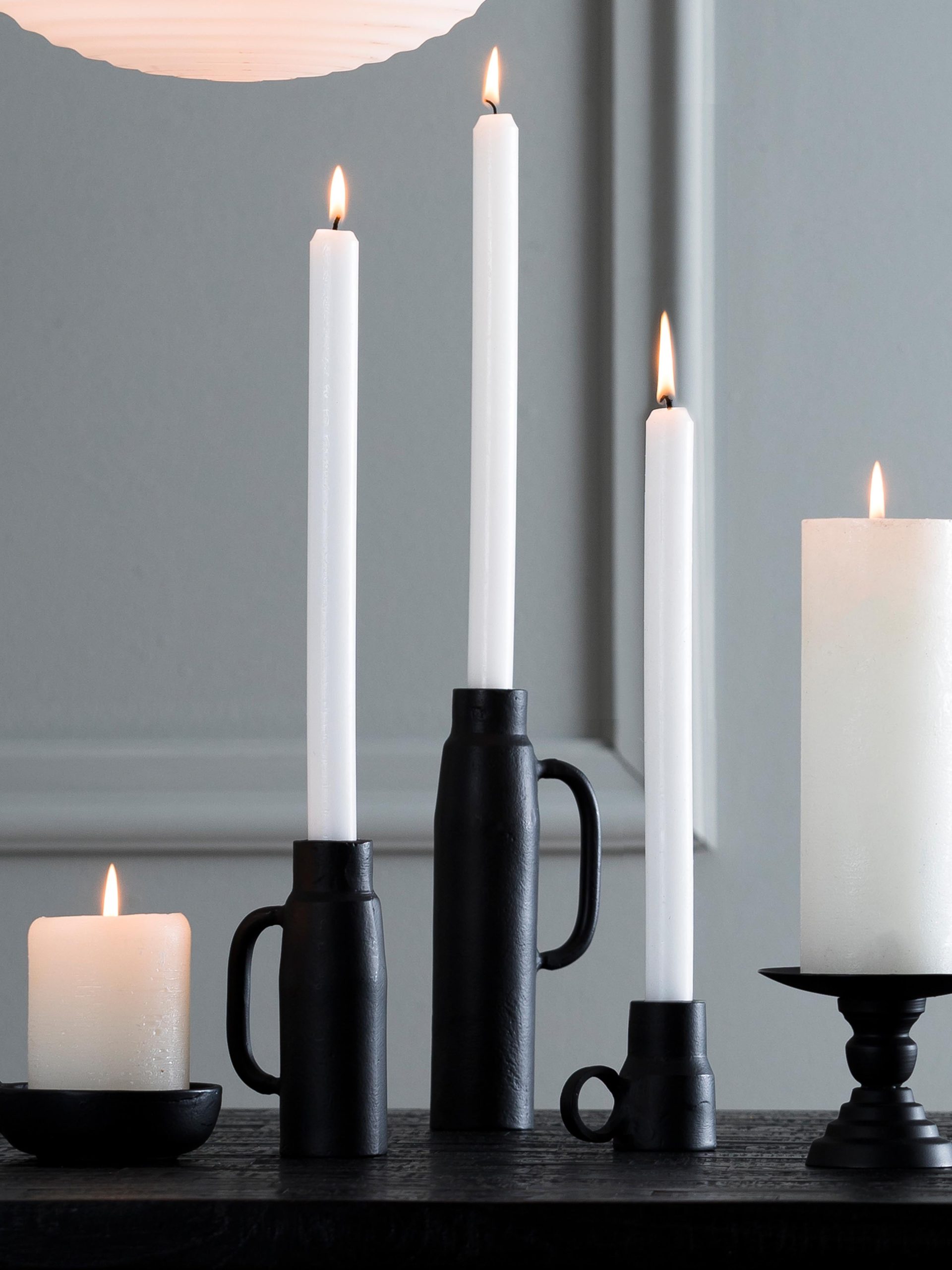 Oppilo Black Metal Candle Holder With Handle – 2 Sizes Available